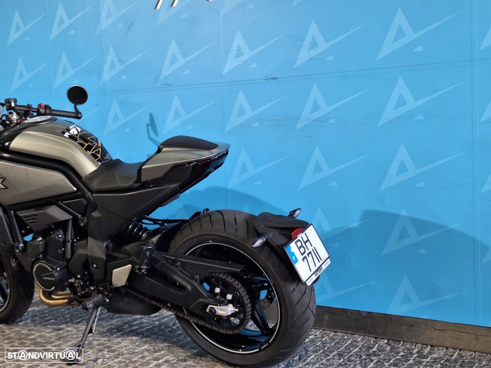 CF Moto 700CL-X - 7