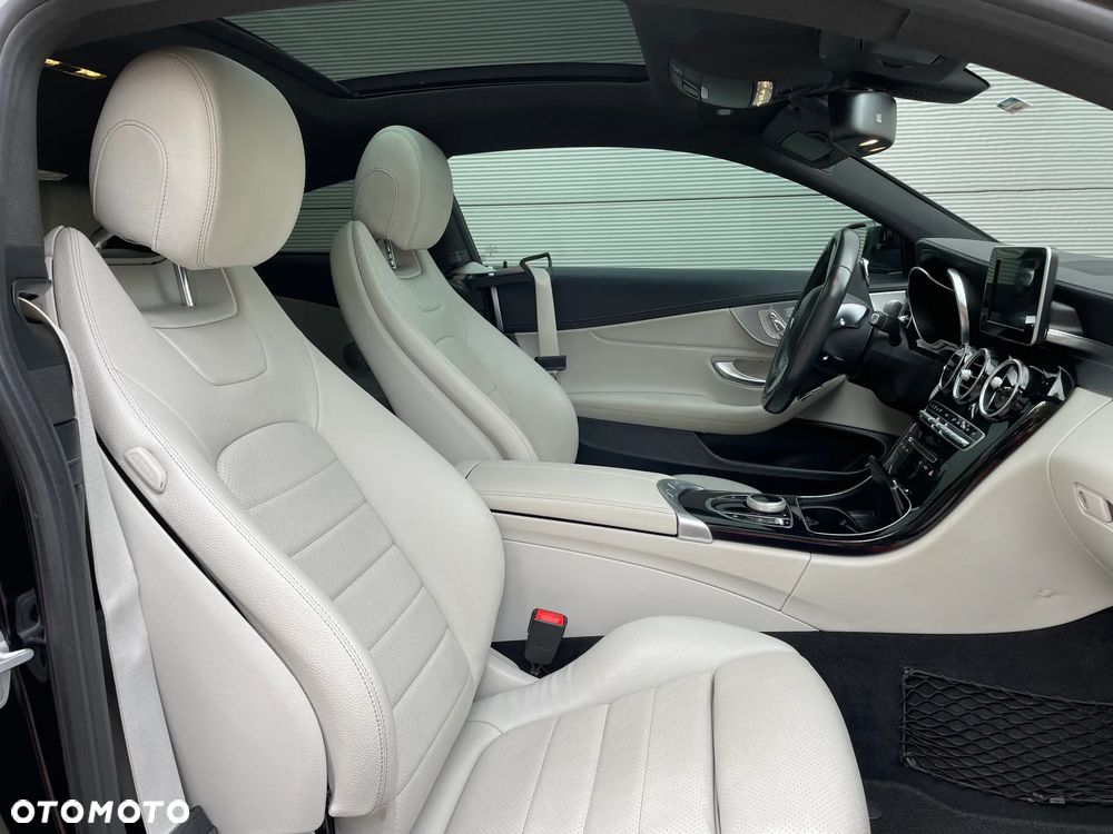 Mercedes-Benz Klasa C - 25