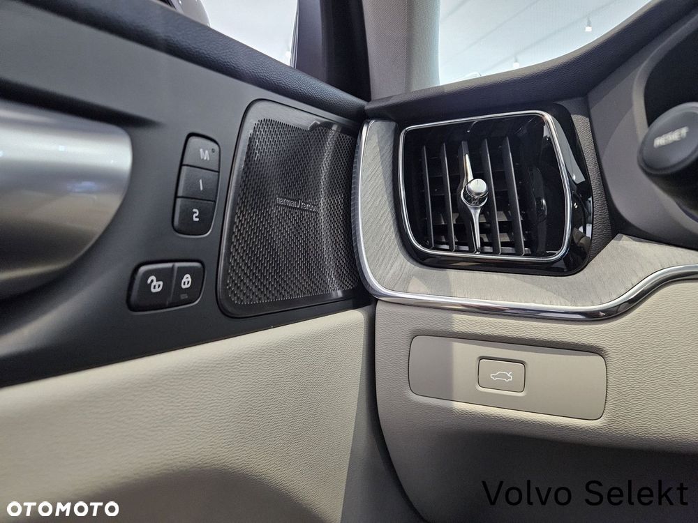 Volvo XC 60 - 12