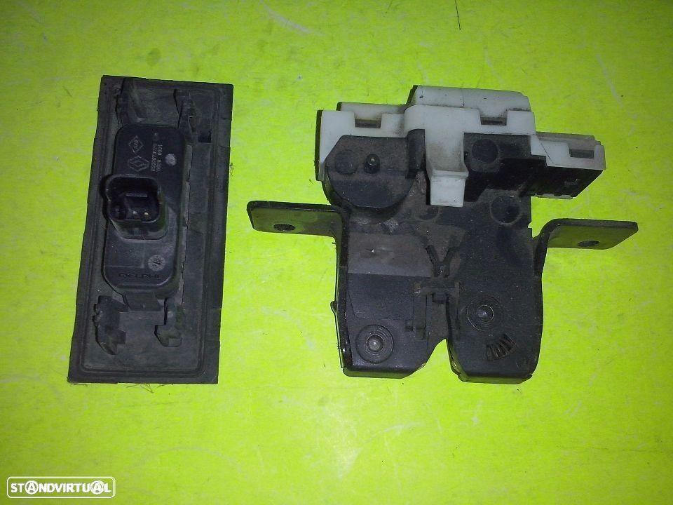 Botão e fecho da mala Renault Clio III Mk3 - 2