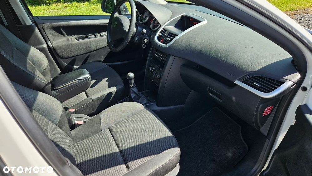 Peugeot 207 1.6 HDi Access 98g - 9