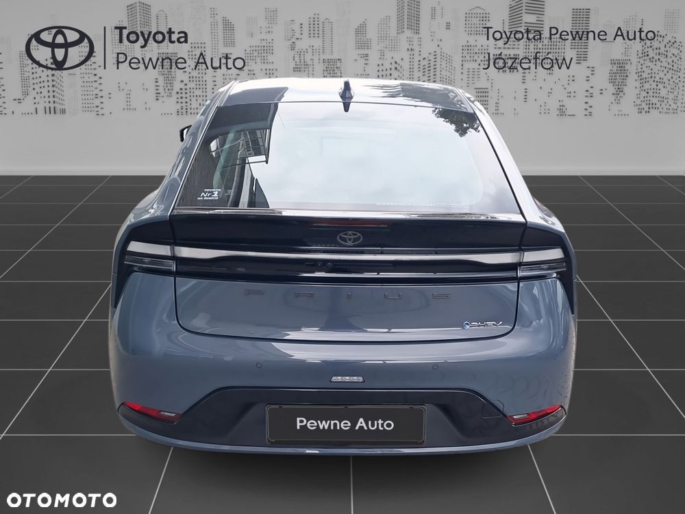 Toyota Prius - 7