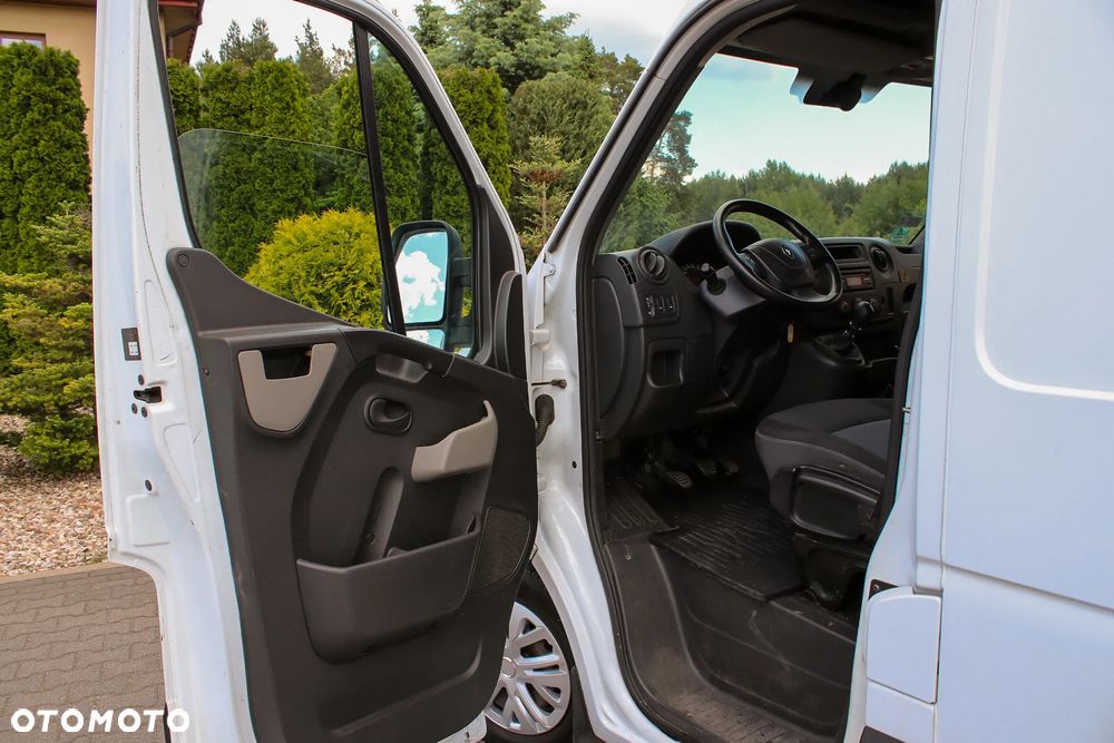 Renault Master - 25
