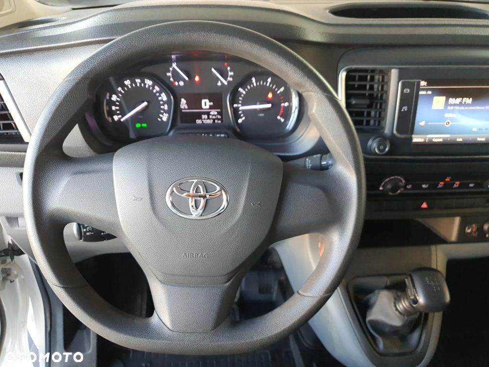 Toyota proace - 13