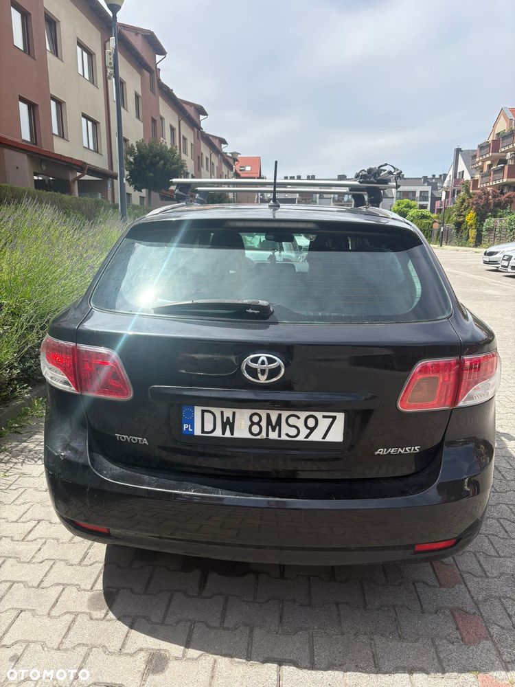 Toyota Avensis 1.8 Sol - 2