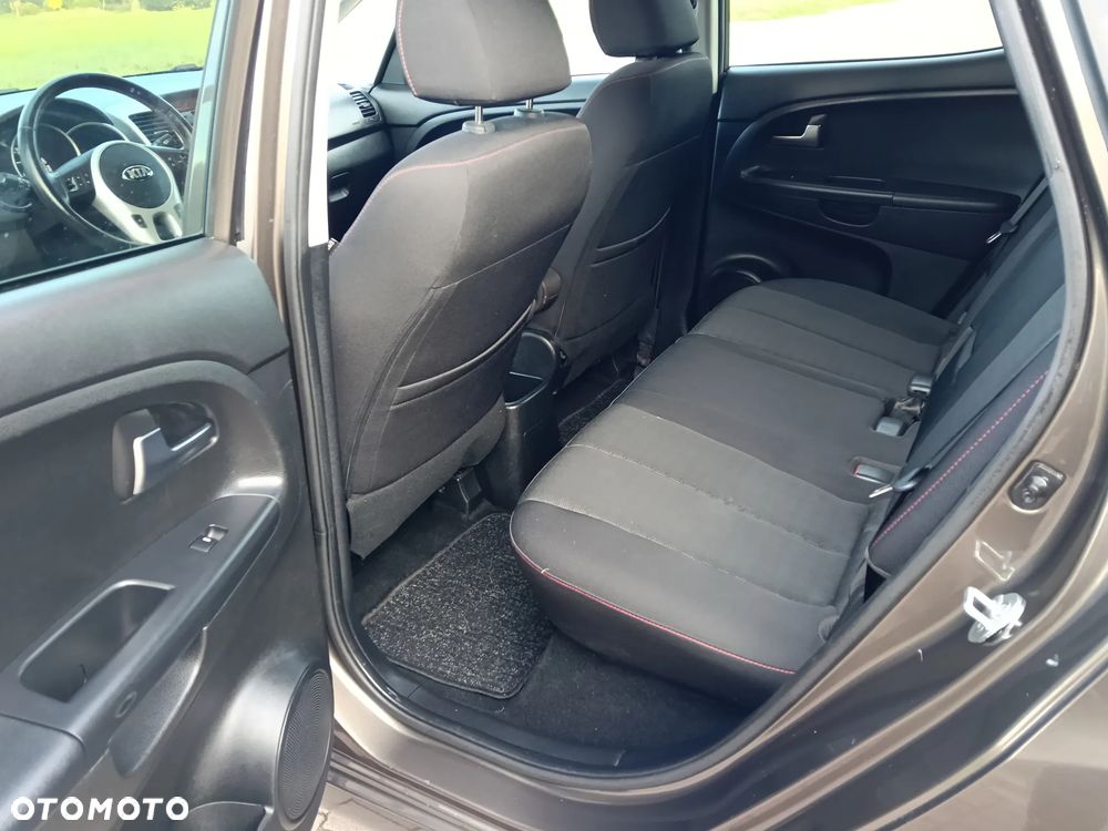 Kia Venga 1.4 Business Line - 15