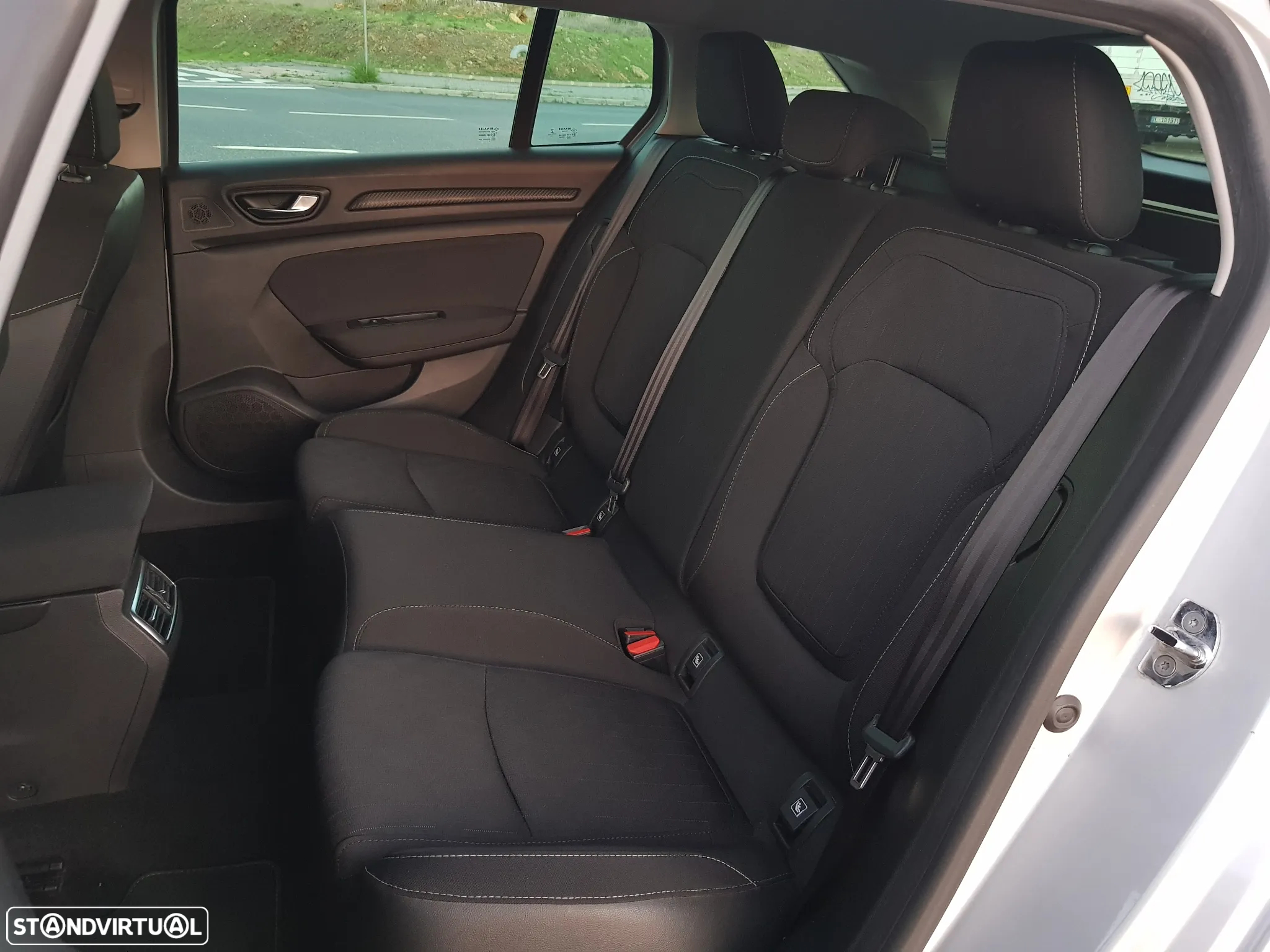 Renault Mégane Sport Tourer 1.5 Blue dCi Limited - 32