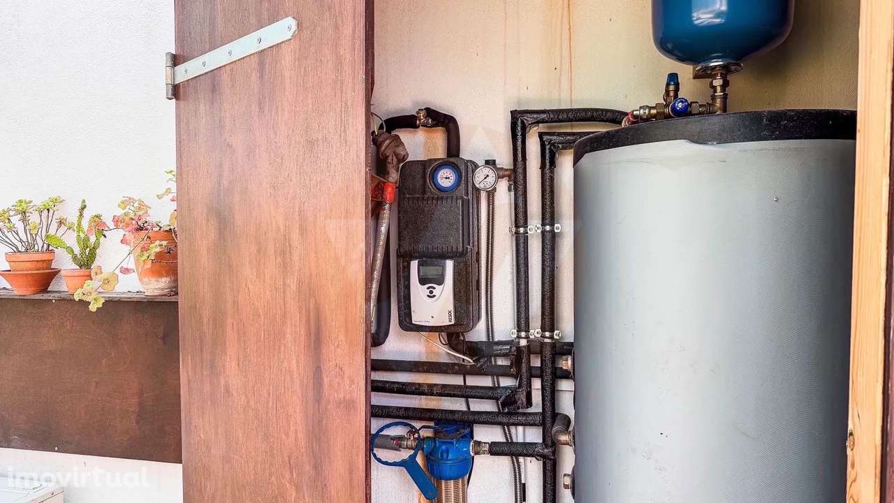 Quinta T3 com 1,8 ha a 15 min da Praia em Zona Tranquila - Grande imagem: 5/19