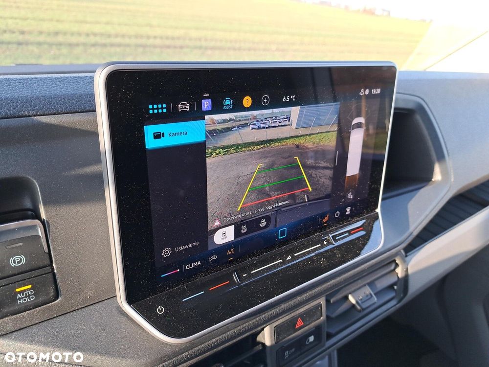 Volkswagen Crafter 35 furgon 177km Automat 3640 - 16