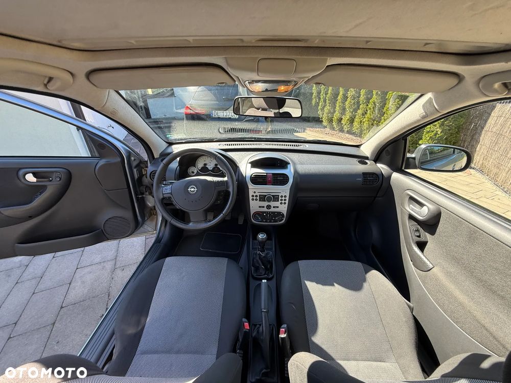 Opel Corsa 1.4 16V Sport - 7