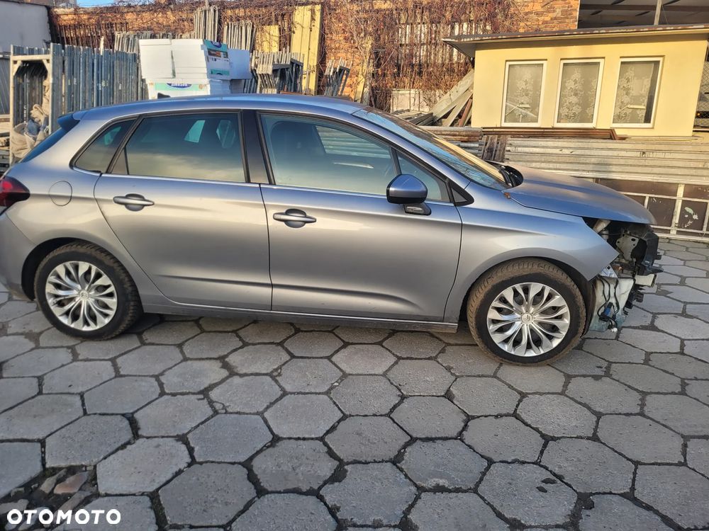 Citroën C4 BlueHDi 100 Business Class - 13