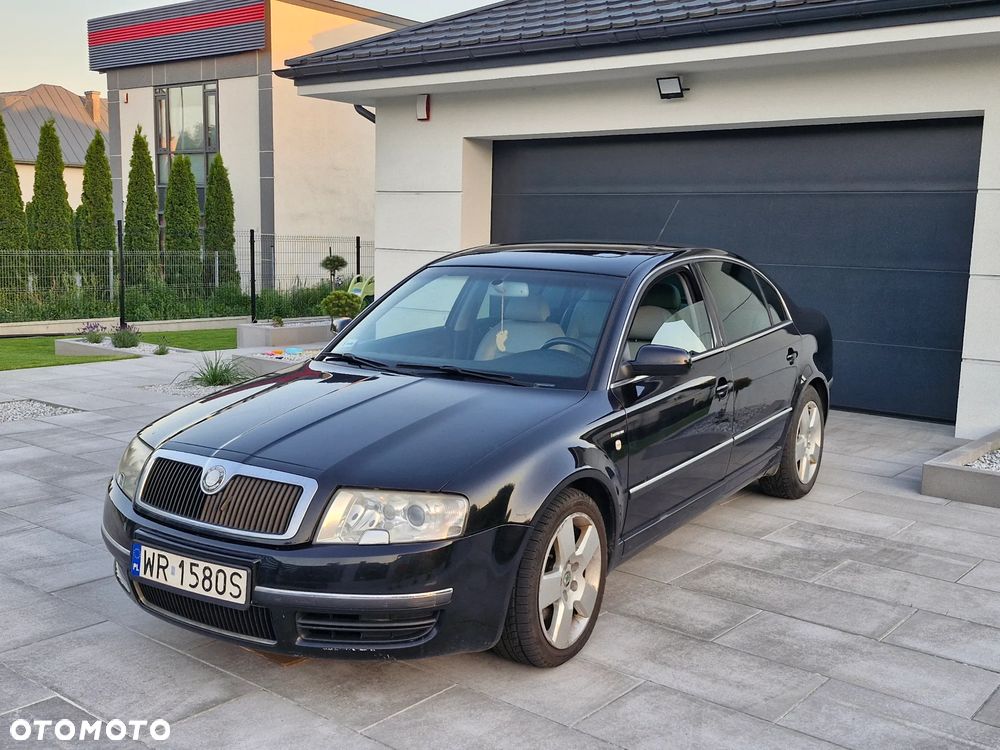 Skoda Superb 2.8 V6 Prestige Plus - 1