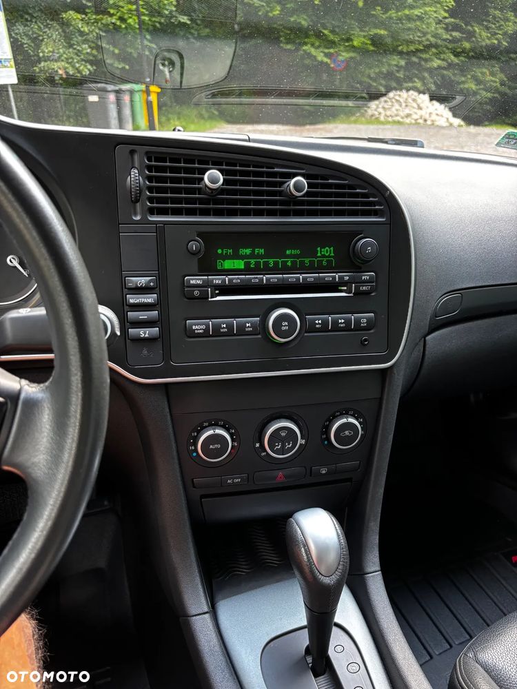 Saab 9-3 - 12