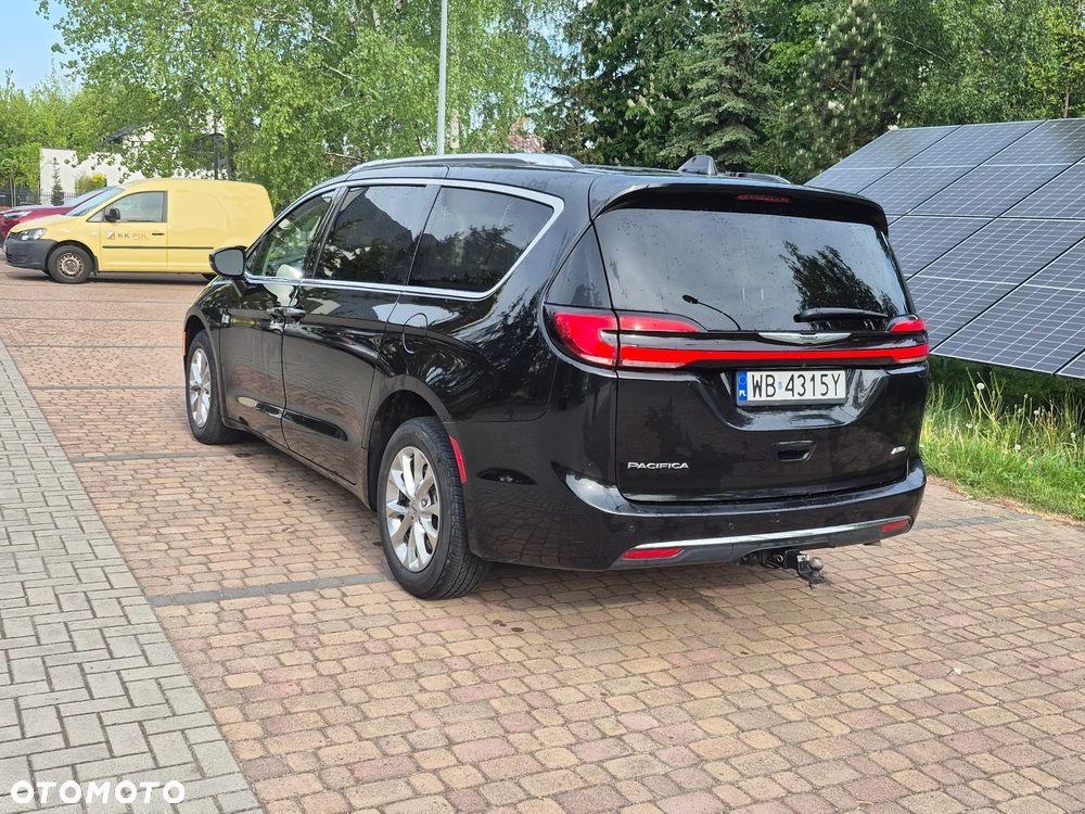 Chrysler Pacifica - 10