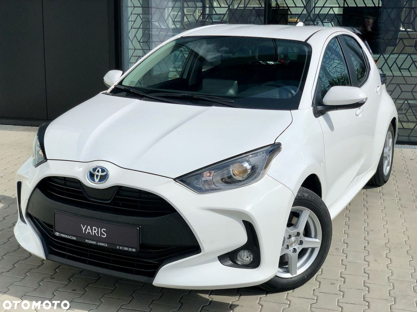 Toyota Yaris - 8