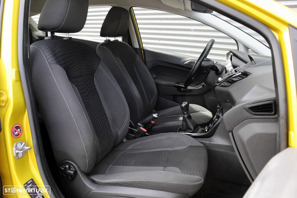 Ford Fiesta 1.0 EcoBoost Titanium - 30