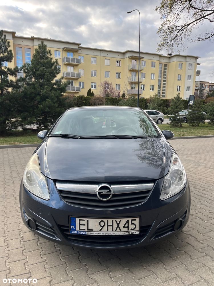 Opel Corsa - 1