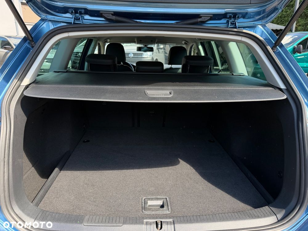 Volkswagen Golf 2.0 TDI 4Motion (BlueMotion Technology) Highline - 30