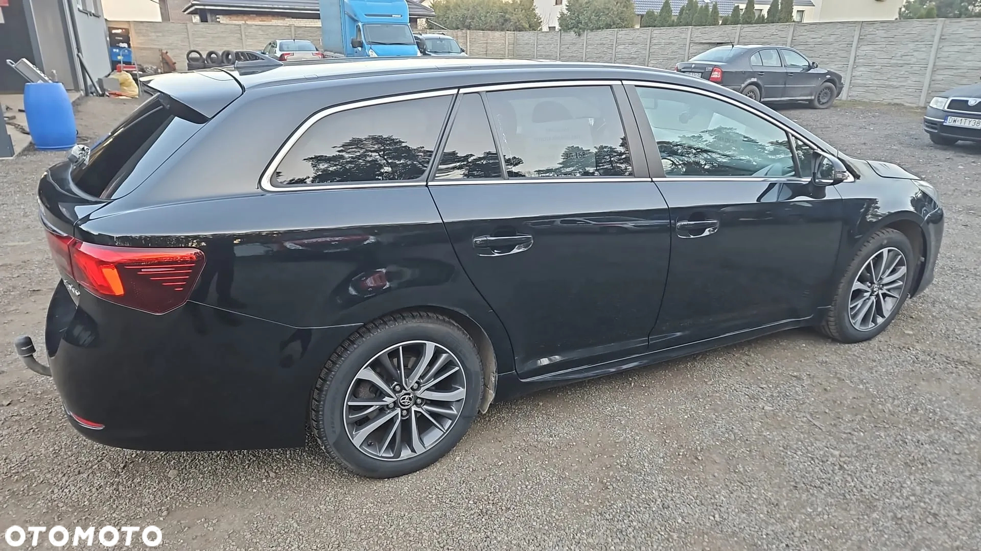Toyota Avensis - 3