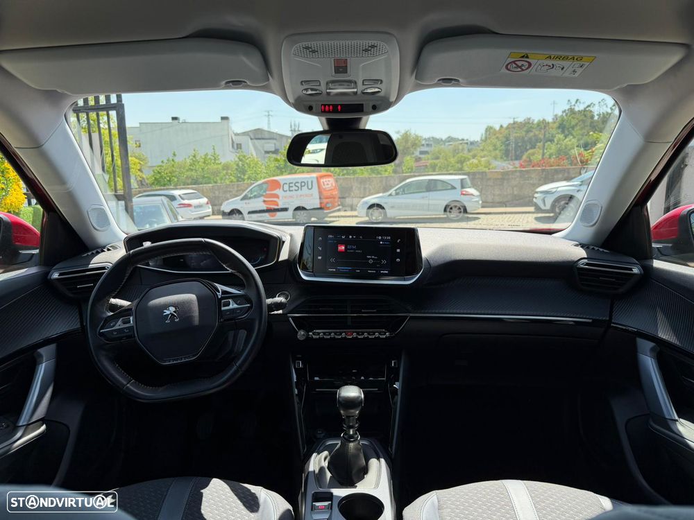 Peugeot 2008 1.2 PureTech Allure - 10