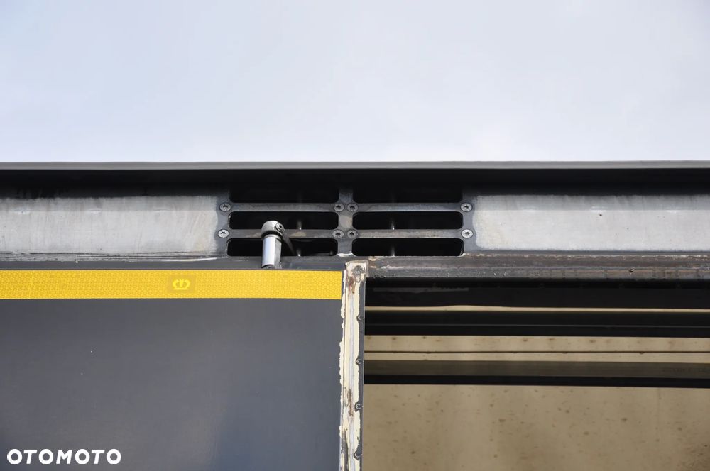 Krone MEGA PODNOSZONA OŚ - 27