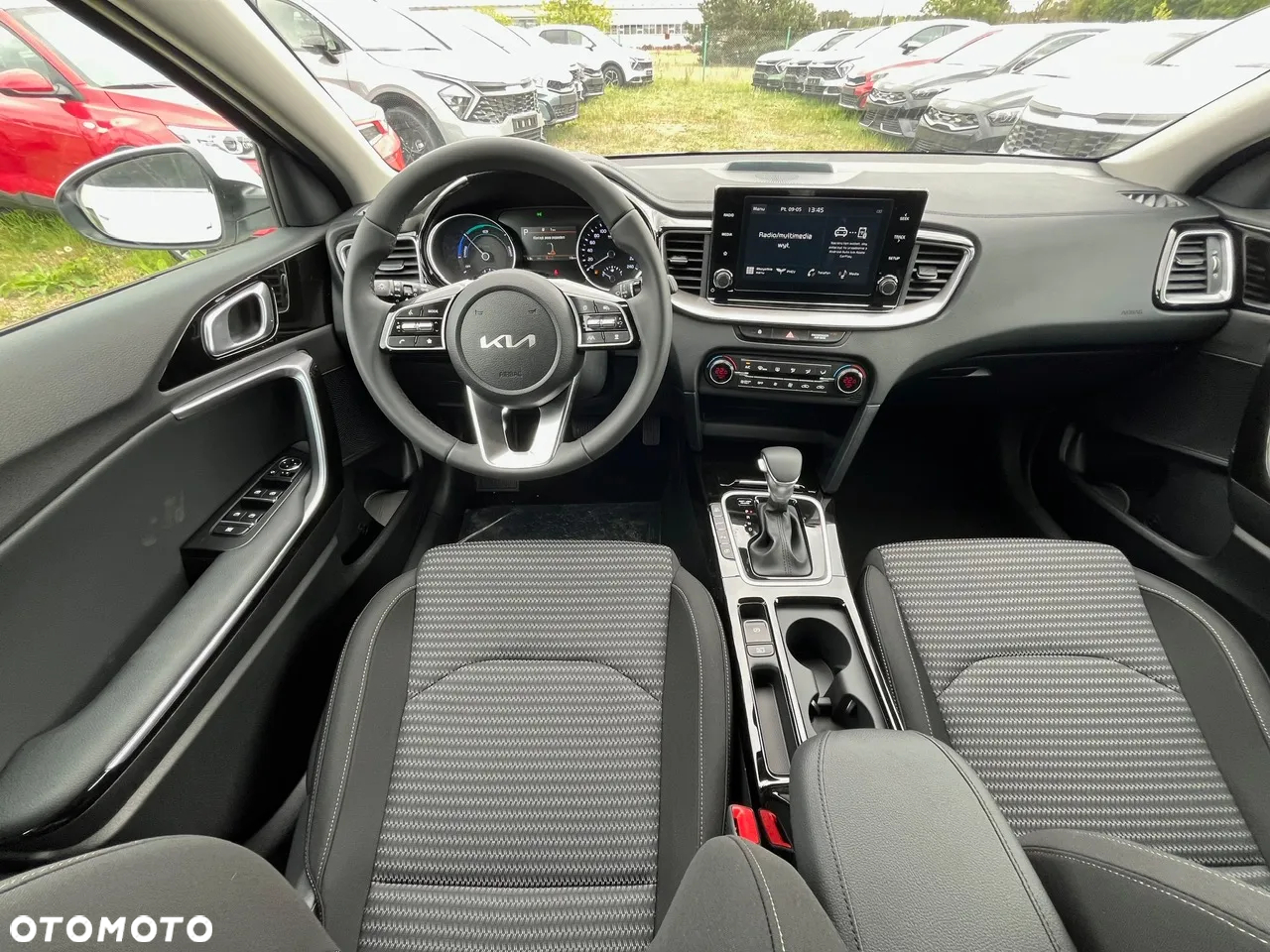 Kia Ceed 1.6 GDI PHEV L DCT - 9