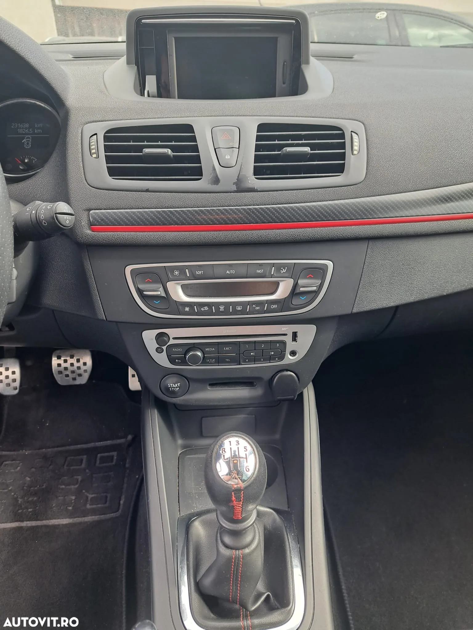 Renault Megane ENERGY dCi 110 GT LINE - 13