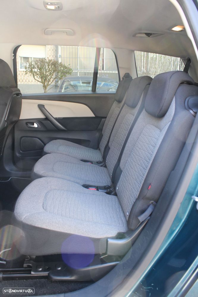 Citroën C4 Spacetourer PureTech 130 Stop&Start EAT8 SHINE - 29