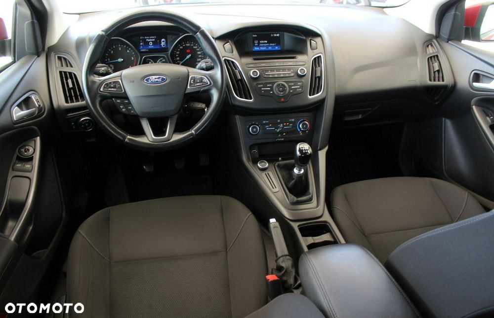 Ford Focus - 10
