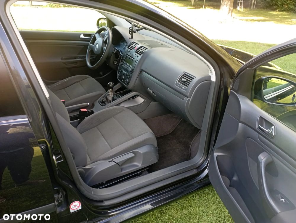 Volkswagen Golf V 1.9 TDI Comfortline - 9