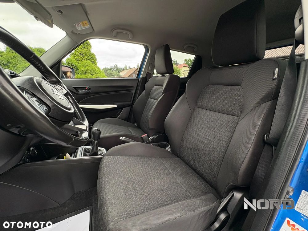 Suzuki Swift 1.2 Dualjet Hybrid Allgrip Comfort - 15