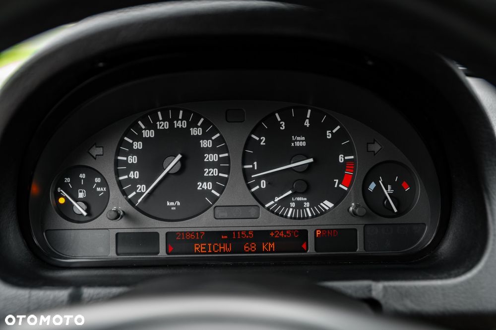 BMW X5 3.0 i - 30
