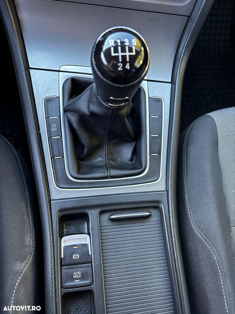 Volkswagen Golf Variant 1.6 TDI BlueMotion Technology Comfortline - 19