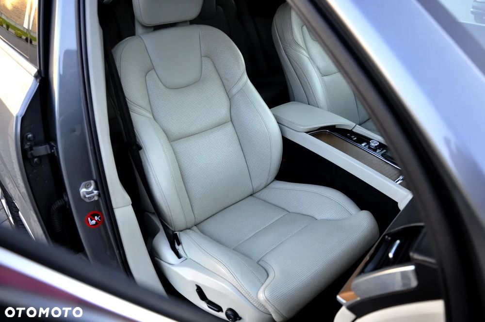 Volvo XC 90 T6 AWD Geartronic Inscription - 36