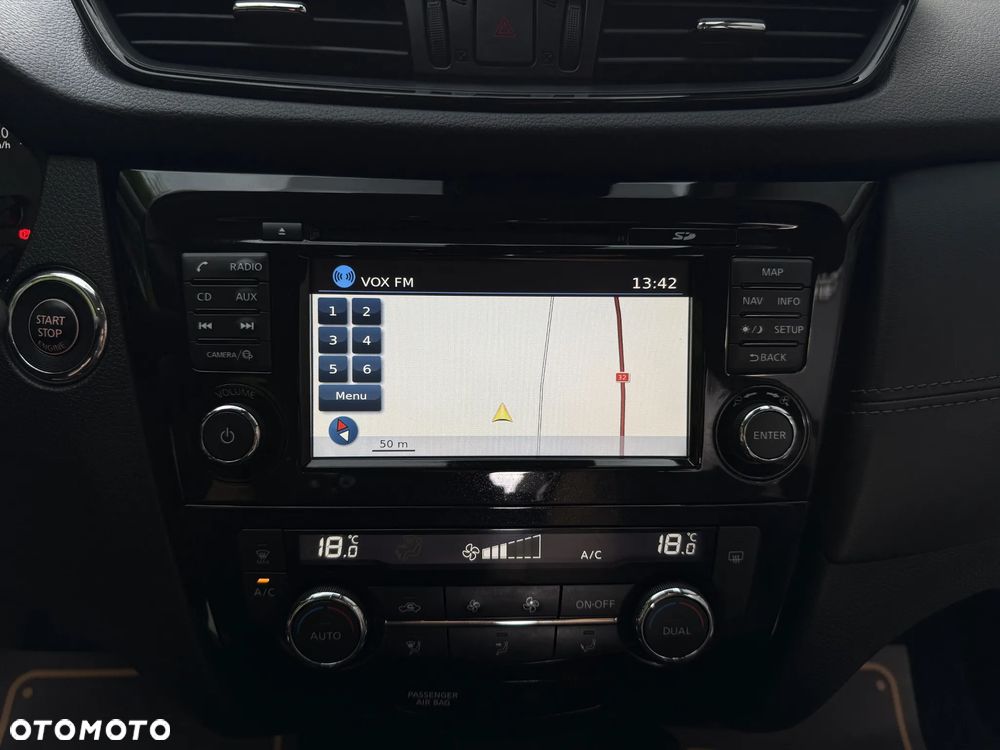 Nissan X-Trail 1.6 DIG-T Tekna - 28