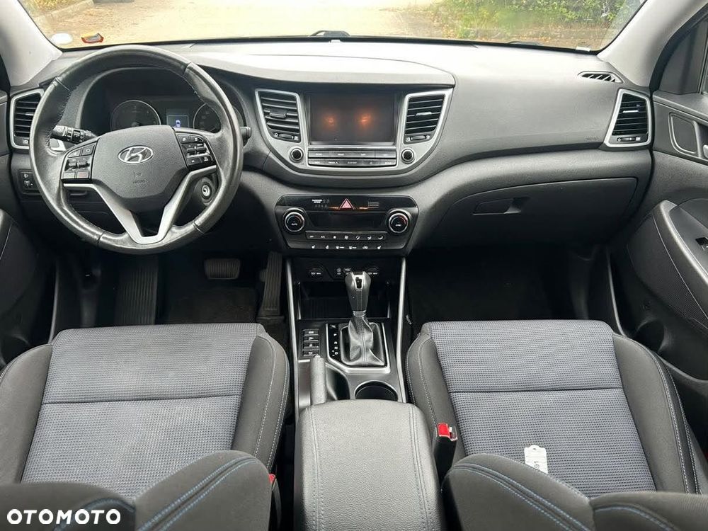 Hyundai Tucson blue 1.7 CRDi 2WD DCT Premium - 10