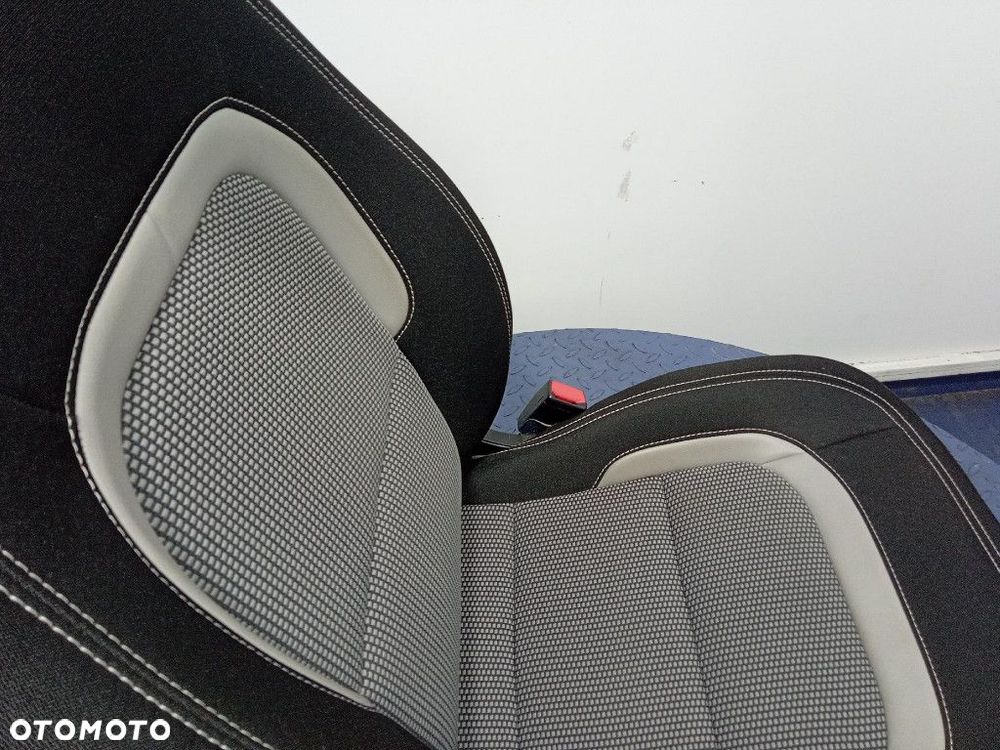 KIA CEED II 12- FOTEL PASAŻERA PRZÓD PRAWY - 5
