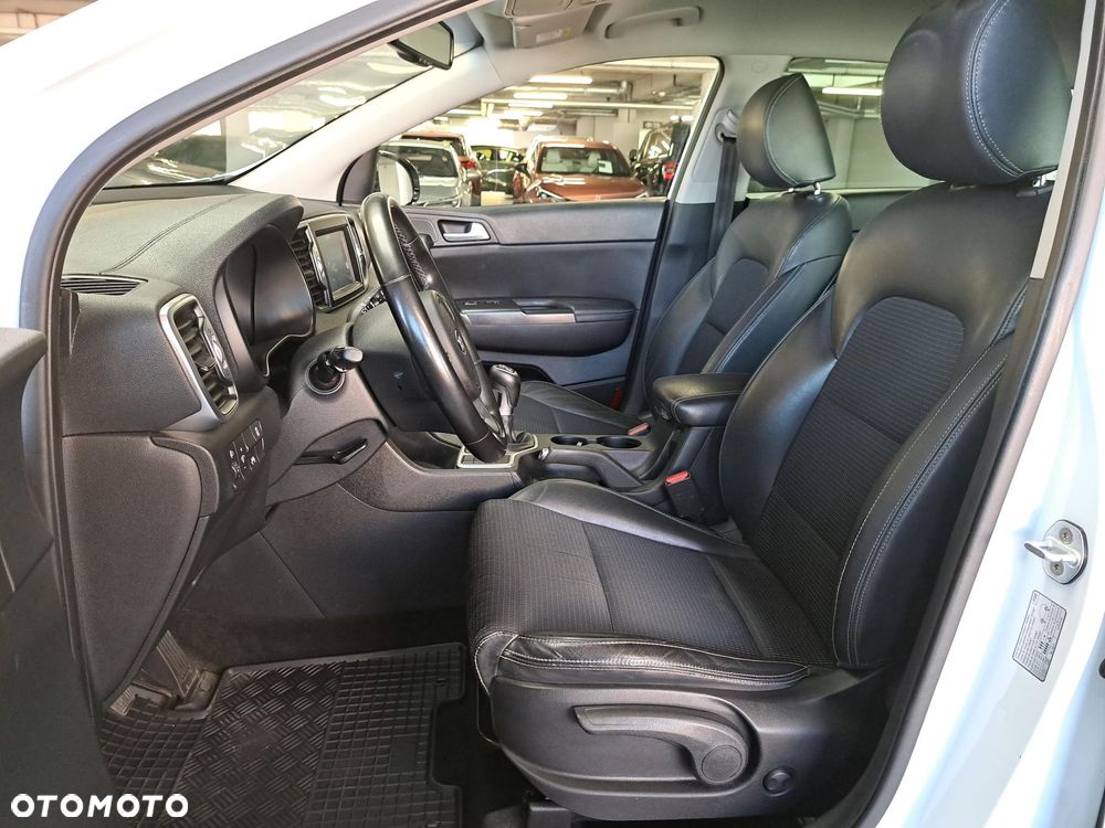 Kia Sportage 1.6 GDI L 2WD - 12