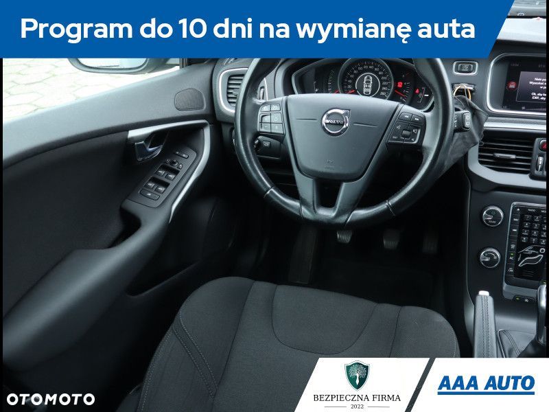 Volvo V40 - 8