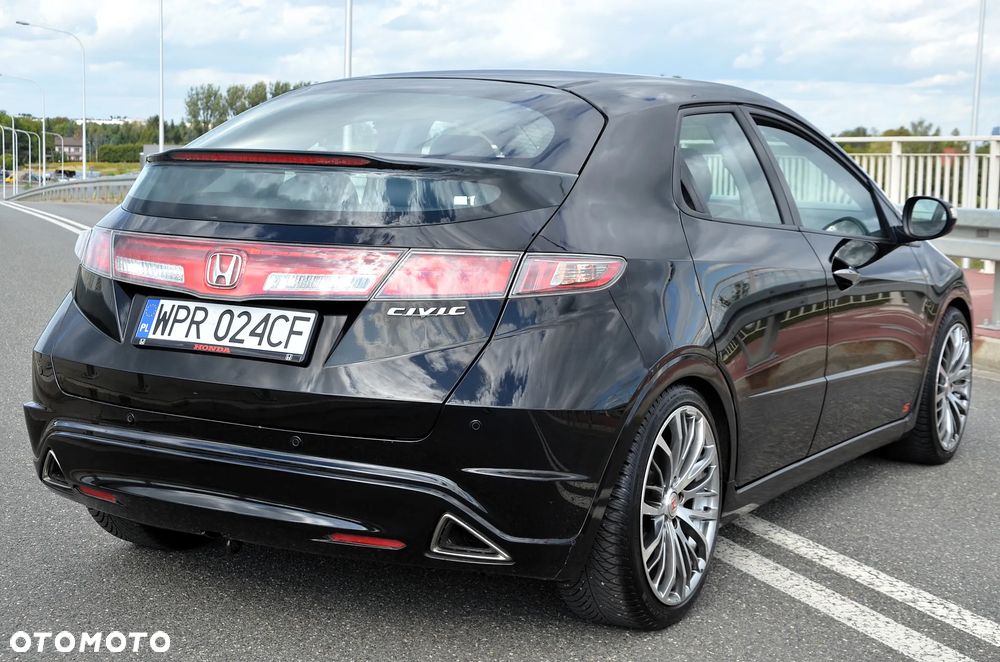 Honda Civic 1.8 Sport - 11