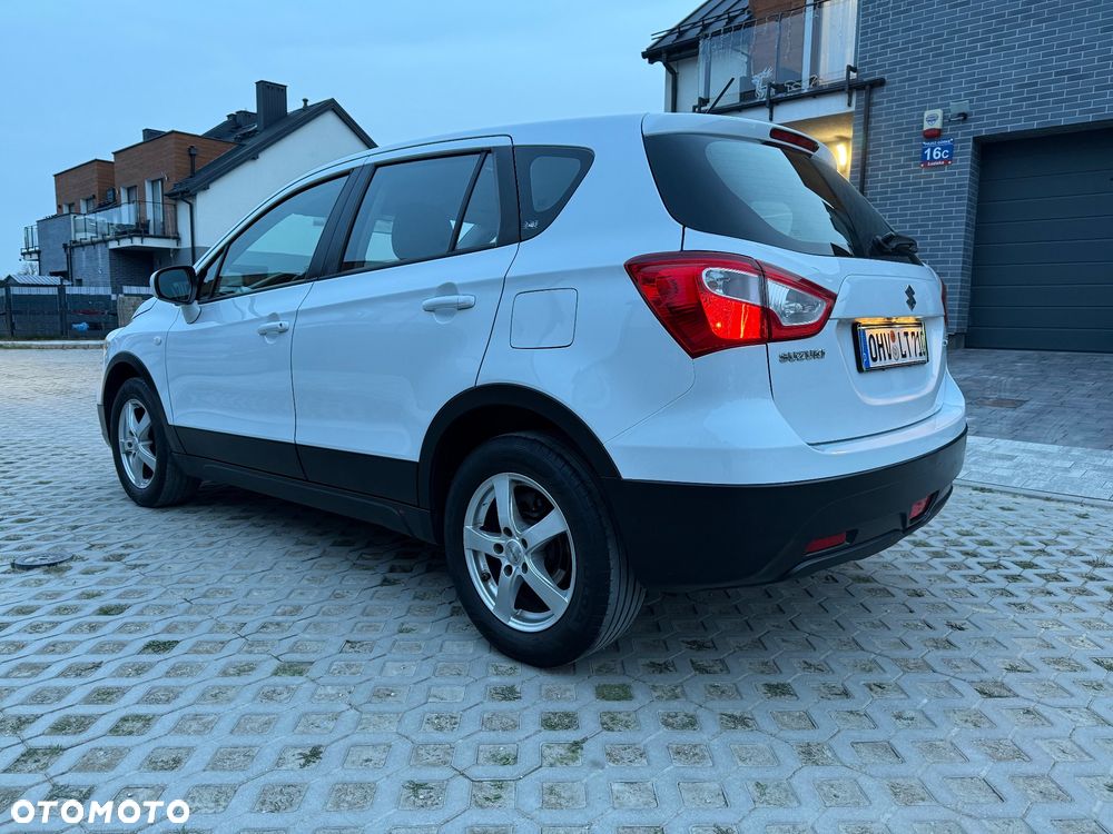 Suzuki SX4 S-Cross 1.0 T Comfort - 10
