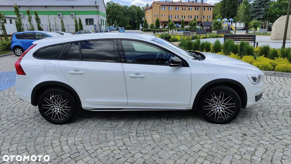 Volvo V60 Cross Country D3 - 3