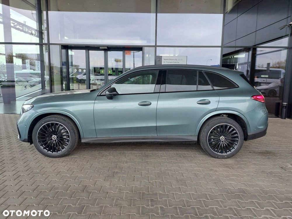 Mercedes-Benz GLC - 4