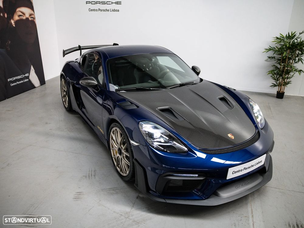 Porsche 718 Cayman GT4 RS - 9