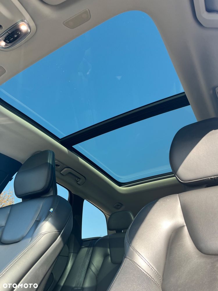 Volvo XC 60 - 25