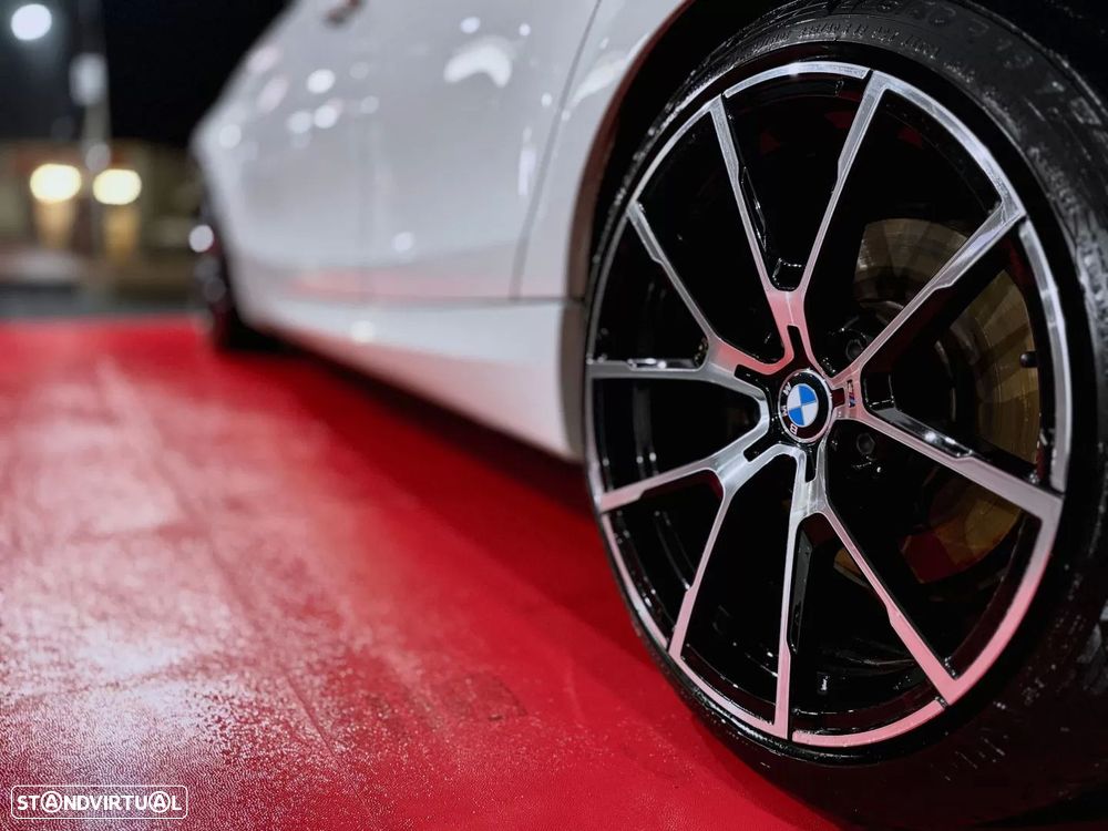 BMW 118 d Pack M - 26