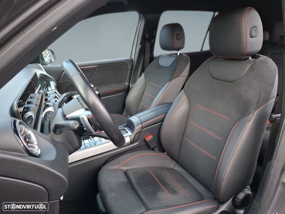 Mercedes-Benz GLB 200 d AMG Line - 11