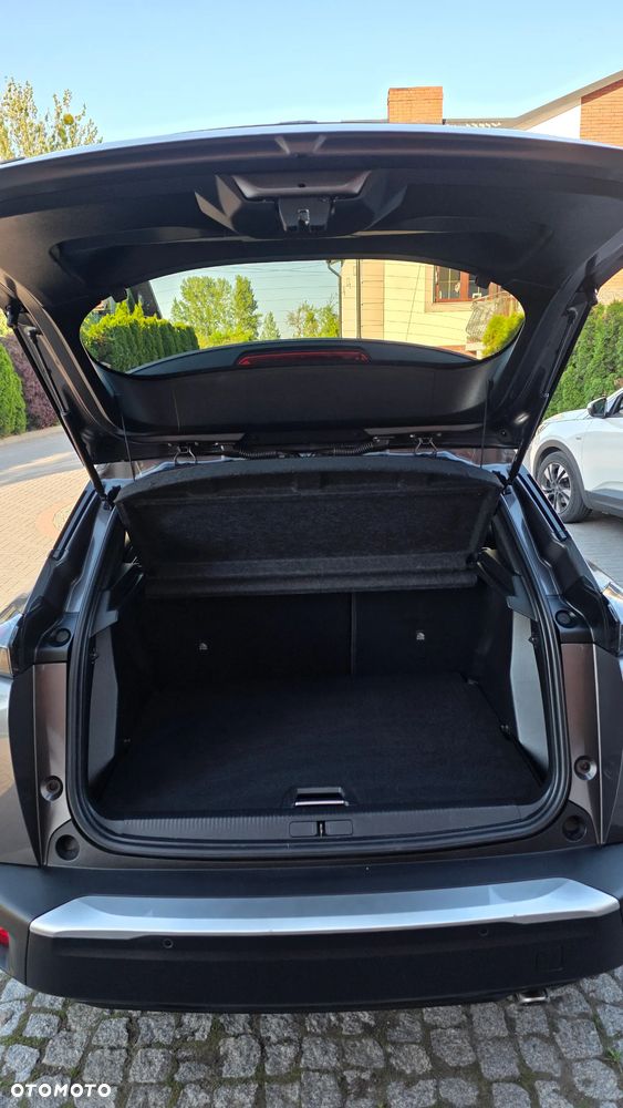 Peugeot 2008 1.5 BlueHDi Allure Pack S&S - 21