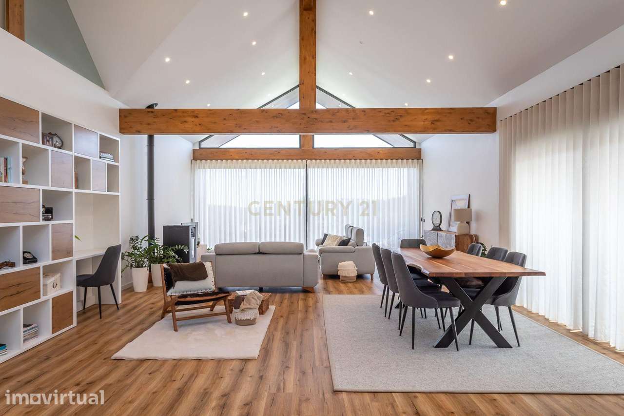 Moradia Moderna e Exclusiva com Enquadramento Perfeito na Natureza! - Grande imagem: 5/60