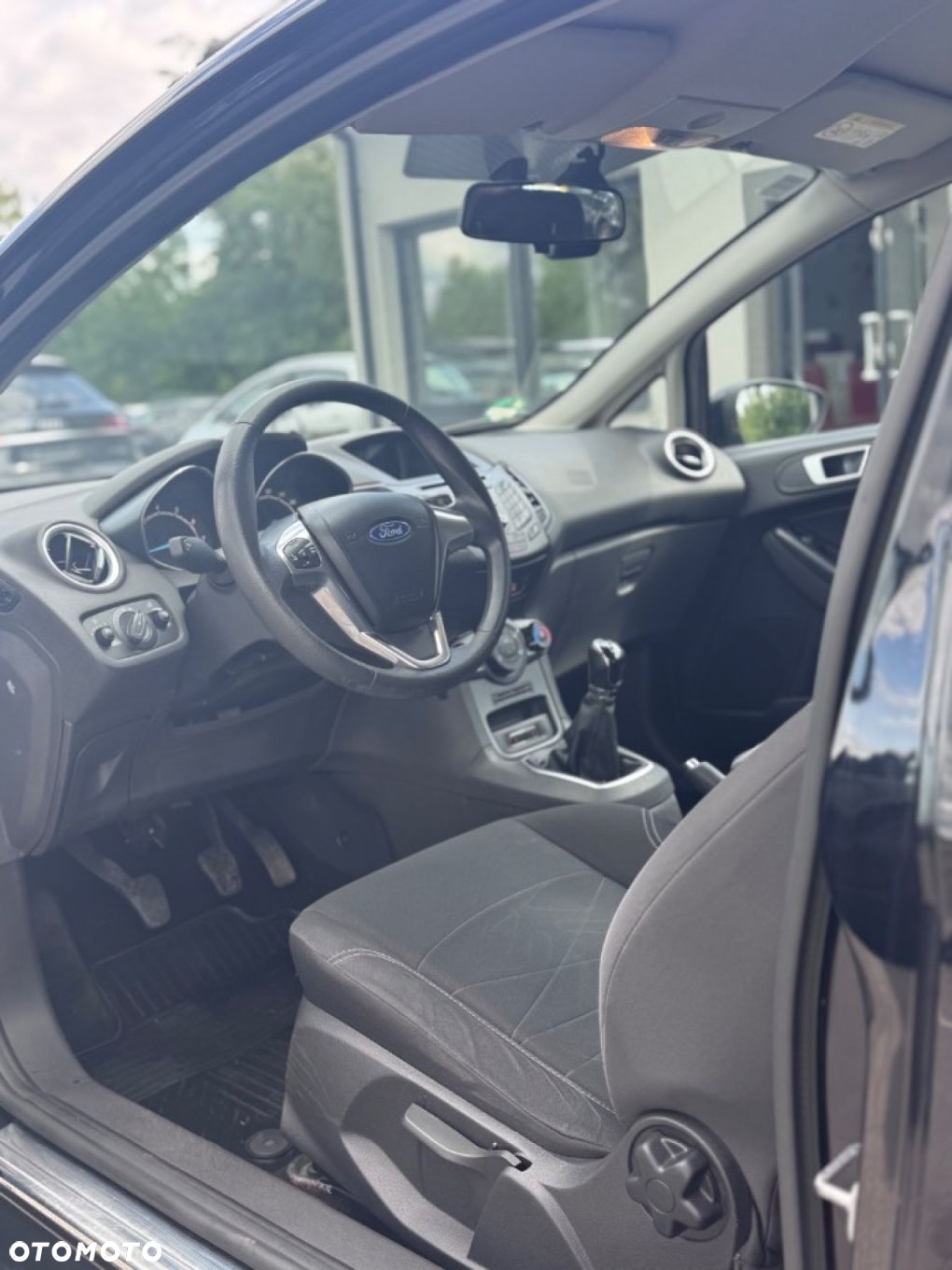 Ford Fiesta - 15